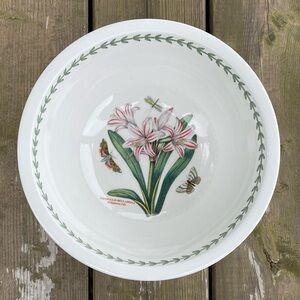 As Is**Portmeirion Botanic Garden Sovereign Shape 10” Salad Bowl Made in Britain